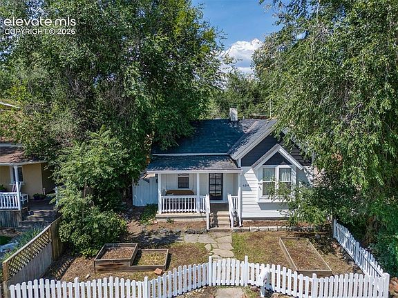 3rd image of 634 N Corona St