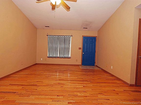 4th image of 603 1st St