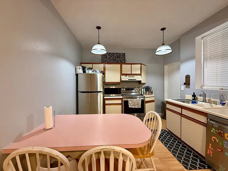 610 W Princess Anne Rd #B6 — Photo 5