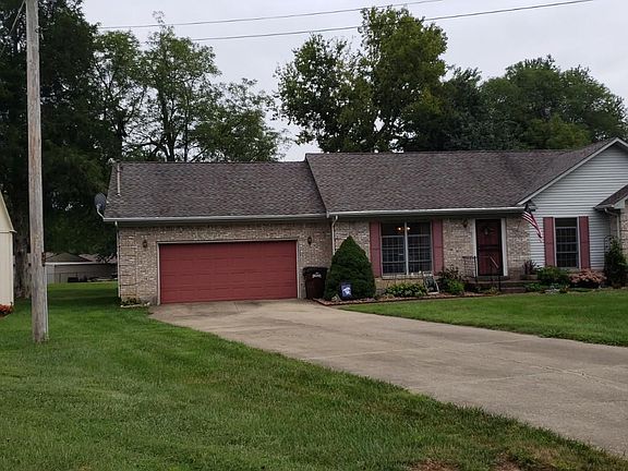 2nd image of 261 Sycamore Ln
