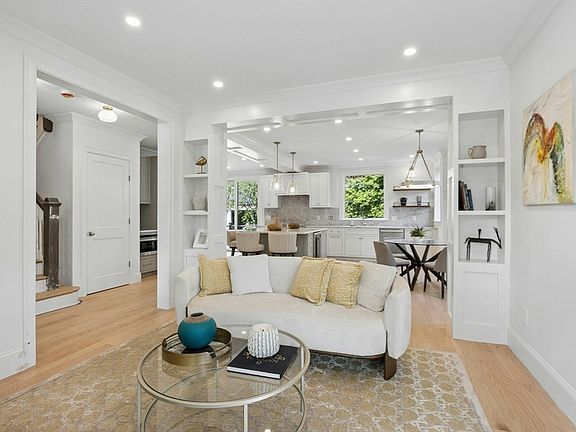 3rd image of 34 Addison St