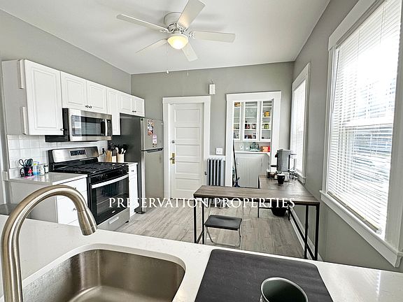 5th image of 60 Judkins St #1