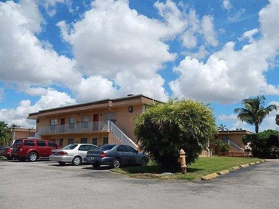 3rd image of 12821 SW 43rd Dr APT 127A