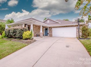 12626 Orange Sun Trl, Huntersville, NC 28078