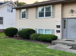 129 Wrexham Ave SW APT B, Massillon, OH 44646