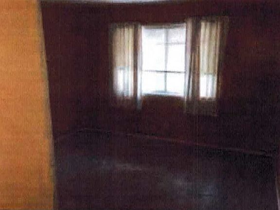 3rd image of 9004 El Cajon Way APT 4