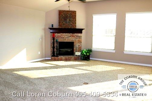 5th image of 4000 Vista Dr