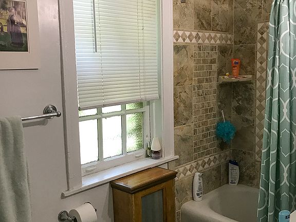 3rd image of 2212-26 Sherman Ave #2-2218-J