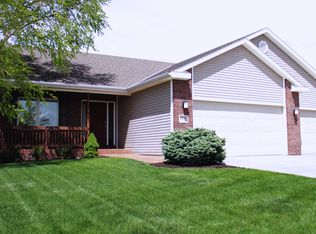 7935 S 33rd St, Lincoln, NE 68516