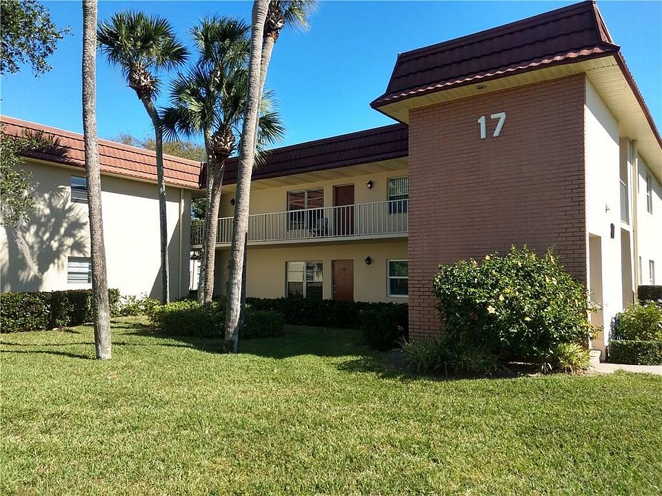 1st image of 17 Vista Gardens Trl