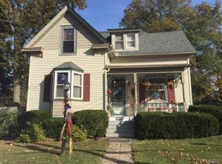500 N Buchanan St, Edwardsville, IL