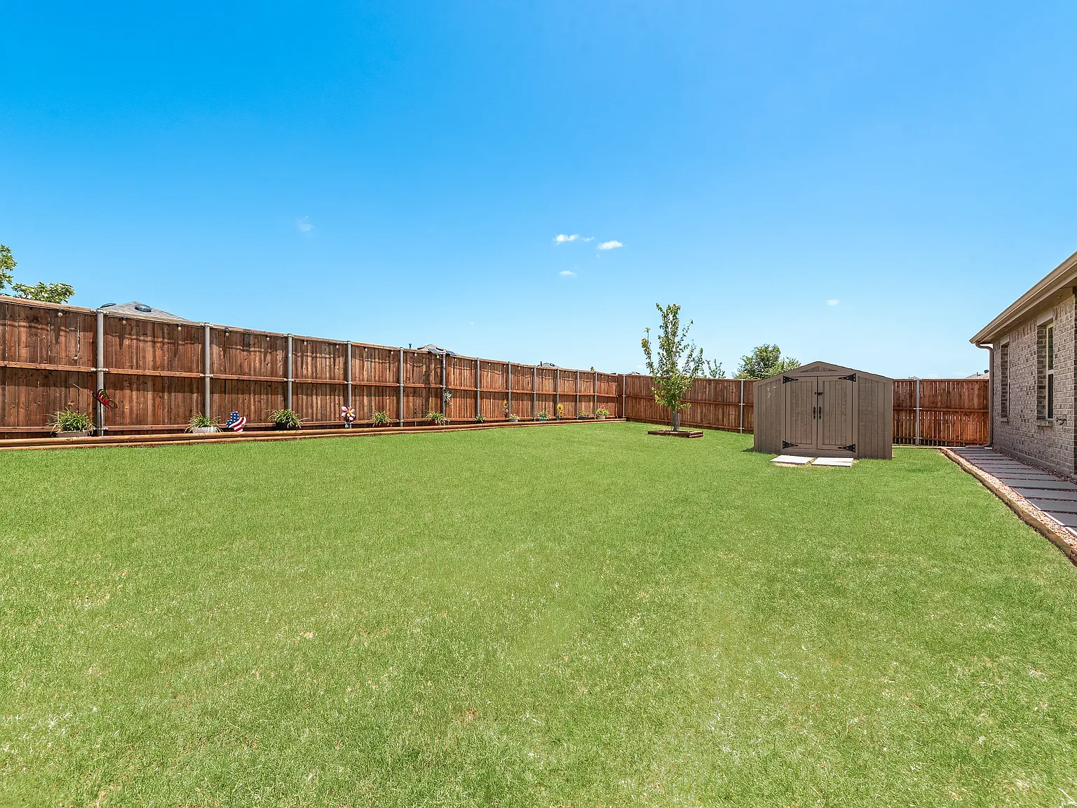 5 bed, 2730 sqft, $3,000 — Photo 3