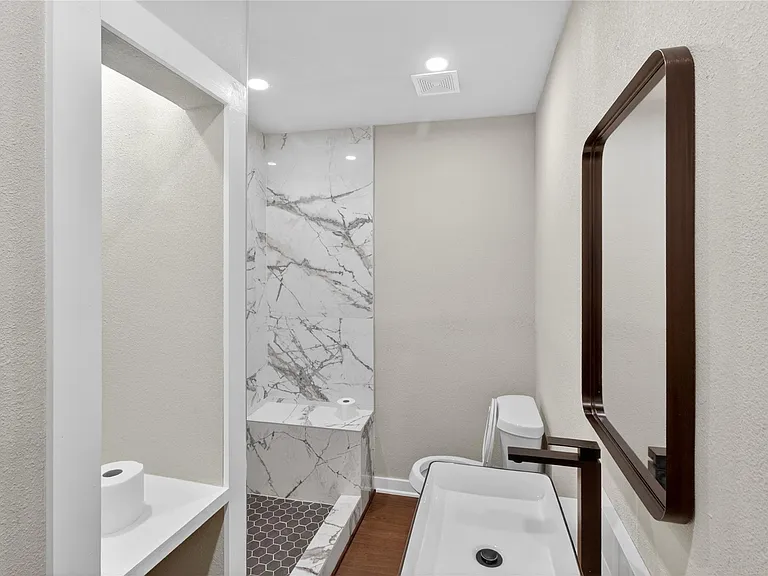 428 Van Molan St — Photo 22
