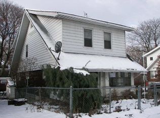202 Lighthouse St, Erie, PA 16507