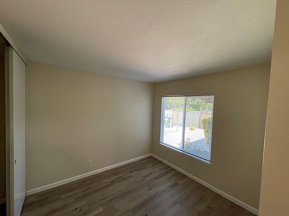 5th image of 25787 Covala Ct