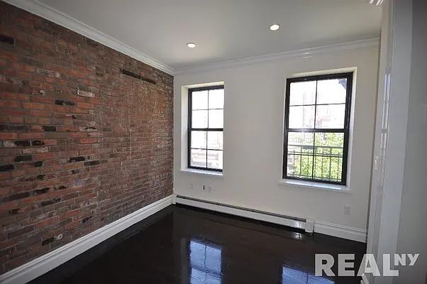 Rented by REAL New York | media 15
