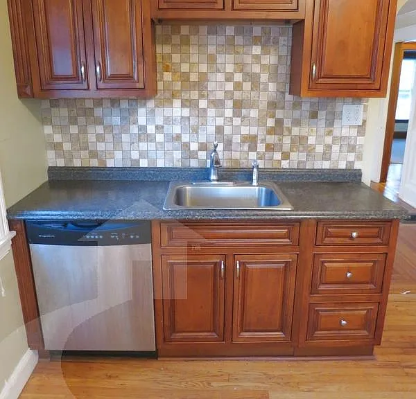 45 Paulina St #2 — Photo 6