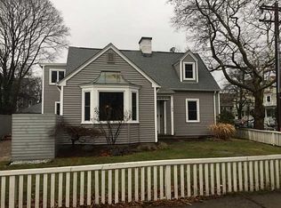 186 Rochambeau Ave, Providence, RI 02906