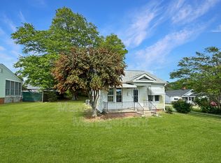 5 E Belvue Rd, Taylors, SC 29687