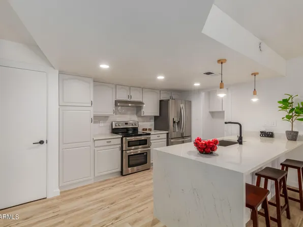 13634 N 21ST Avenue, Phoenix, AZ 85029