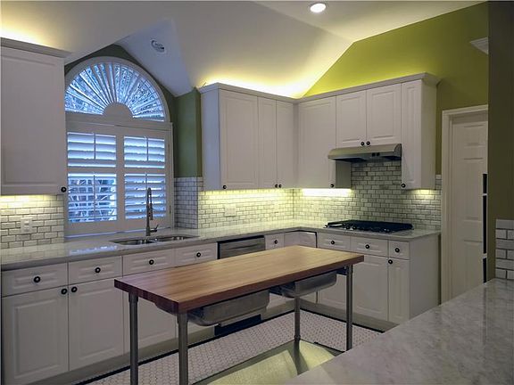 4th image of 7408 Brownley Pl