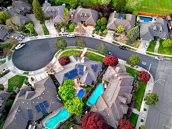 5th image of 335 Davila Court