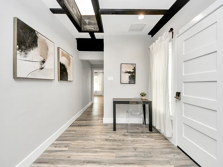 Woodcrest Dr — Photo 38