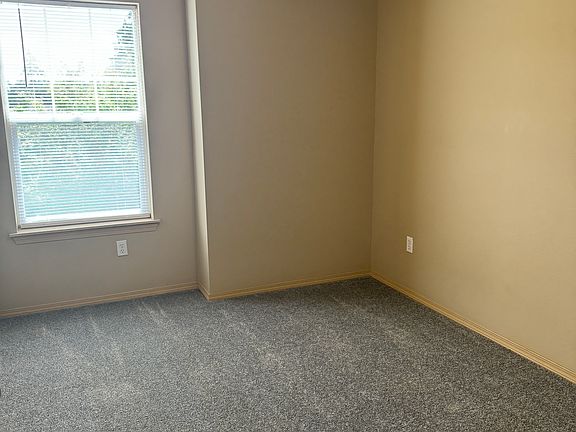 5th image of 5541 Colby Ct SE