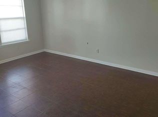 809 N Nashville Ave #1, Sheffield, AL 35660