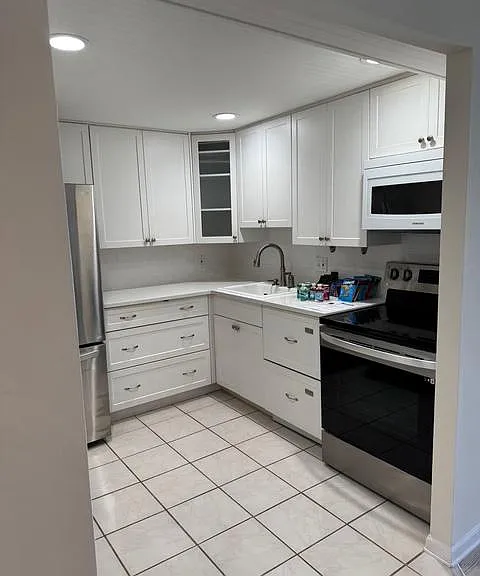 925 N Halifax Ave — Photo 22