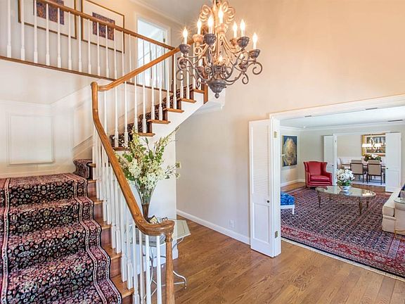 3rd image of 14497 Nutwood Ln