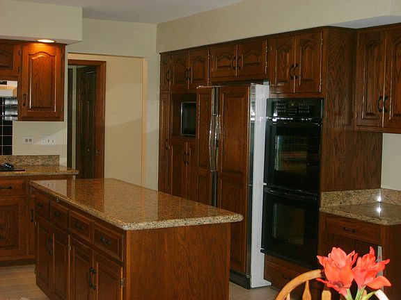4th image of 11335 W Kluth Dr