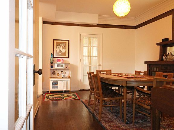 4th image of 3028 W Eastwood Ave APT 2