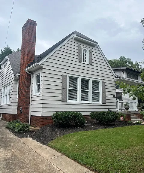 2215 Sarah Marks Ave — Photo 2