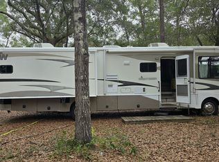 409 Woodlawn Rd, Freeport, FL 32439