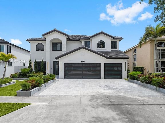3rd image of 2241 SW 164th Ave