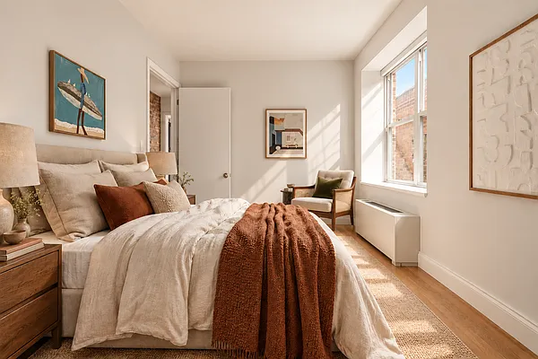Bedroom, photo 1