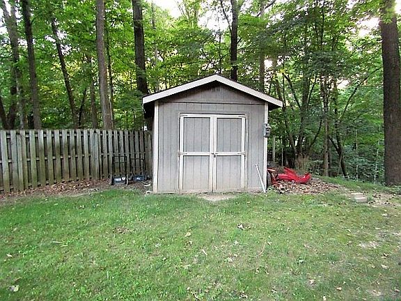 4th image of 238 Wildwood Ct