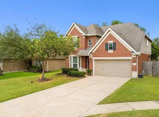 204 Rippling Creek Ln, Alvin, TX 77511