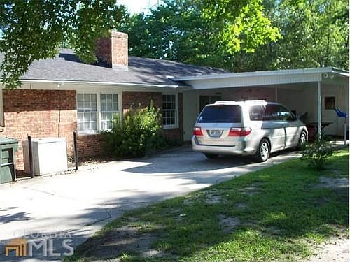 3rd image of 110 Pine Needle Ct