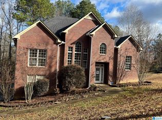 141 Magnolia Dr, Warrior, AL 35180
