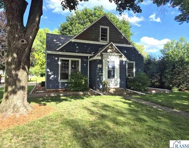 421 3rd Ave NW, Sleepy Eye, MN, 56085