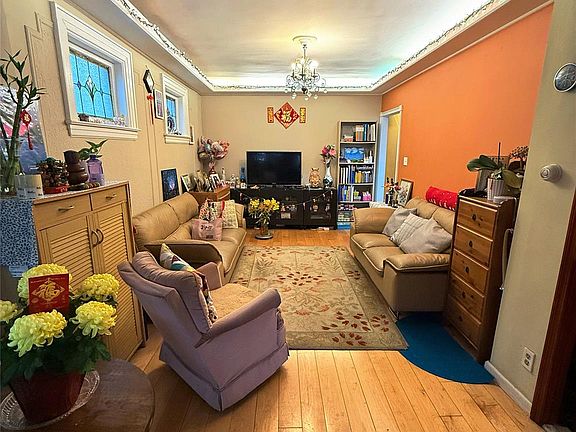 4th image of 3958 65th Street