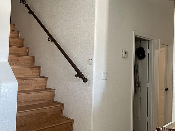 4th image of 383 N Montano Dr