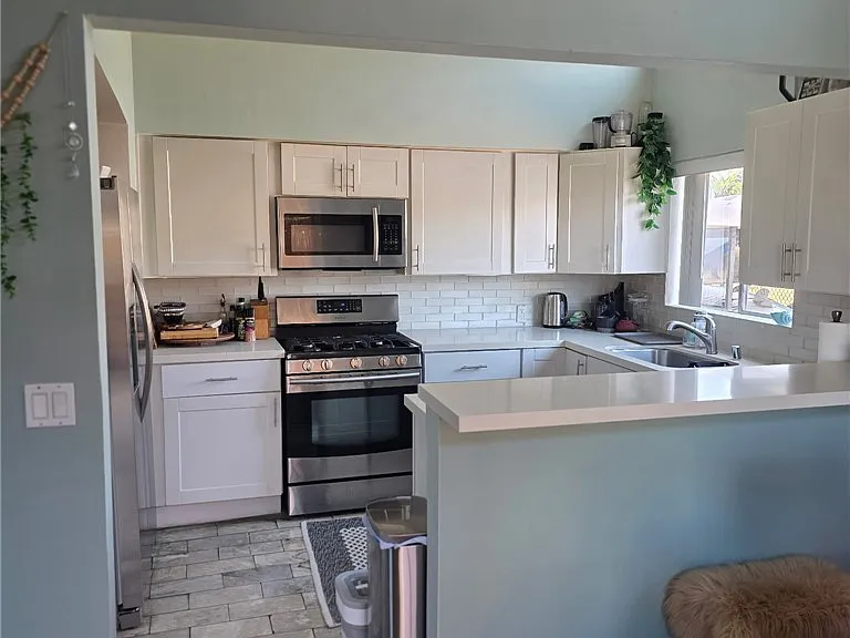 120 Hurricane St #2 — Photo 33