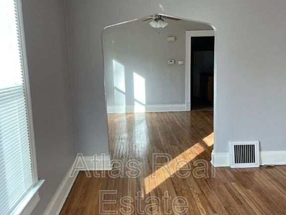 2nd image of 1929 6th Ave Unit B