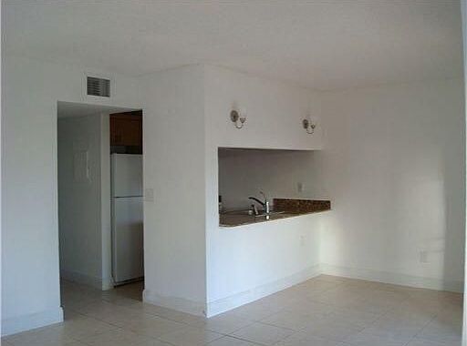 4th image of 6063 10th Ave N APT 145
