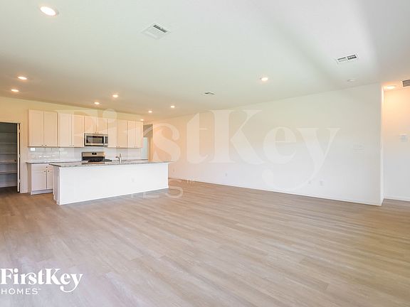 4th image of 6757 Arid Way