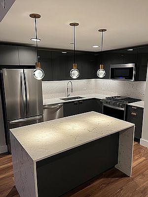 1st image of 22 E 1st St Penthouse 2