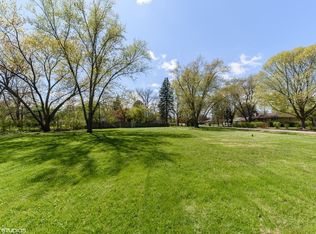 100 Marberry Dr, Prospect Heights, IL 60070